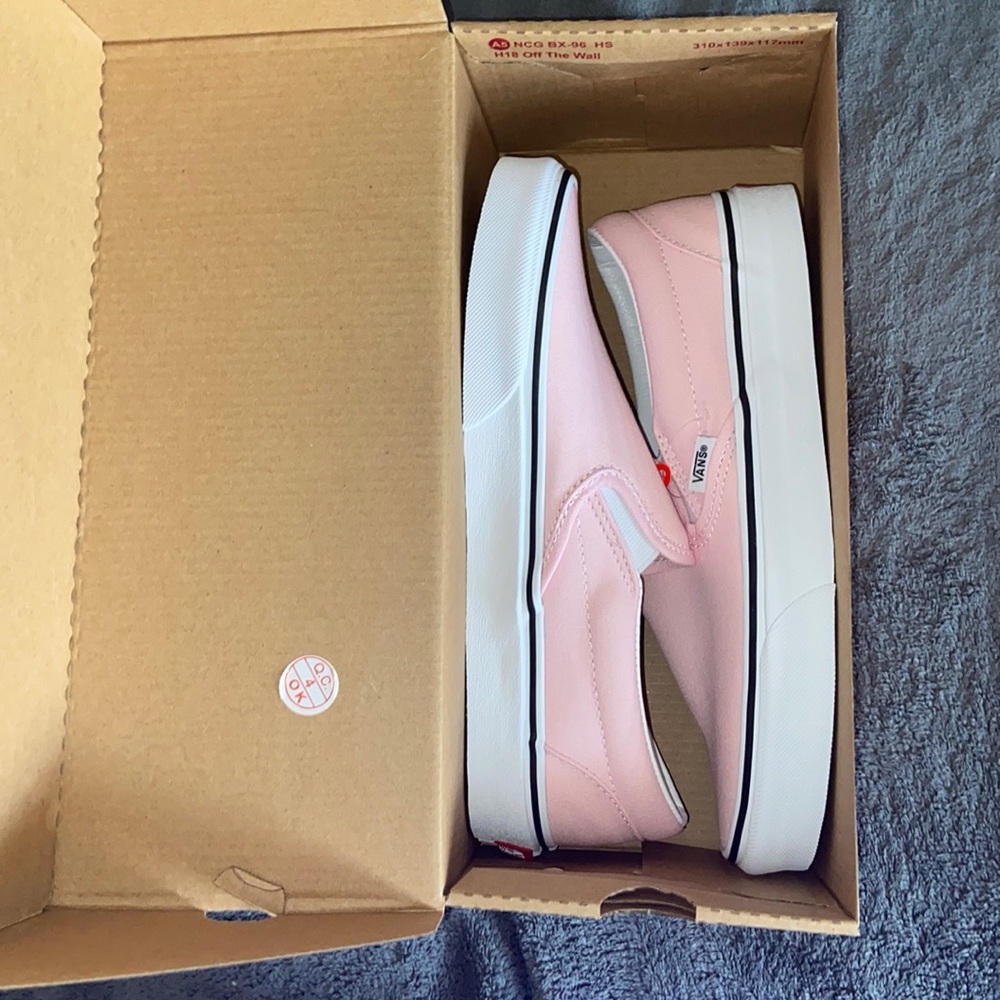 Women’s vans slip ons